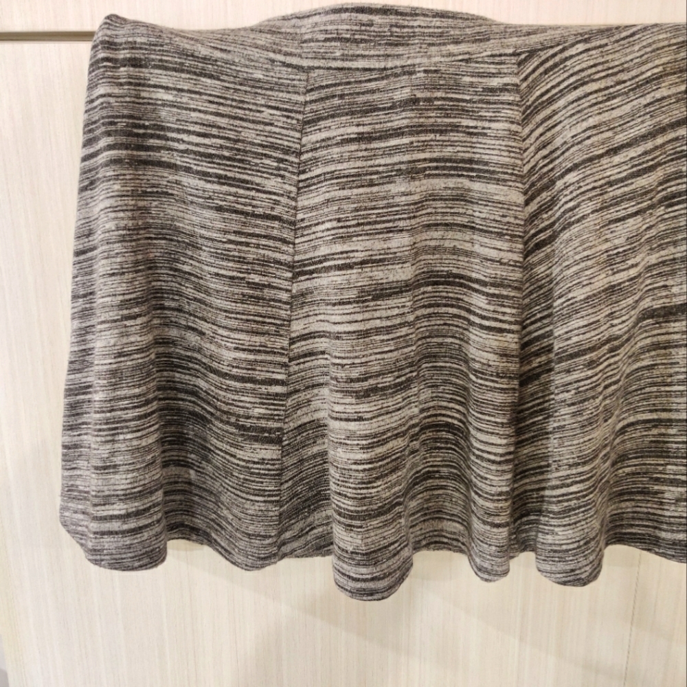 Pleated skirt